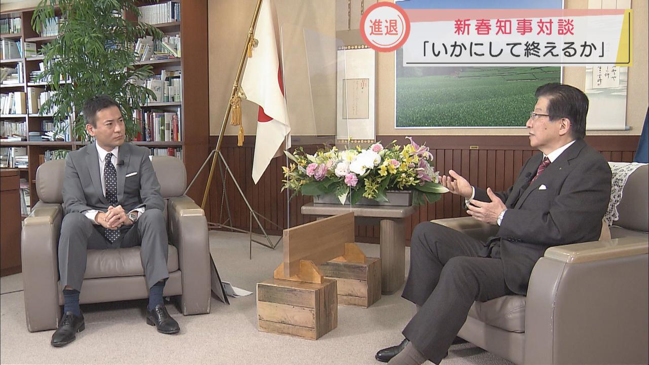 画像: 静岡県　川勝平太知事（右）と石田アナ