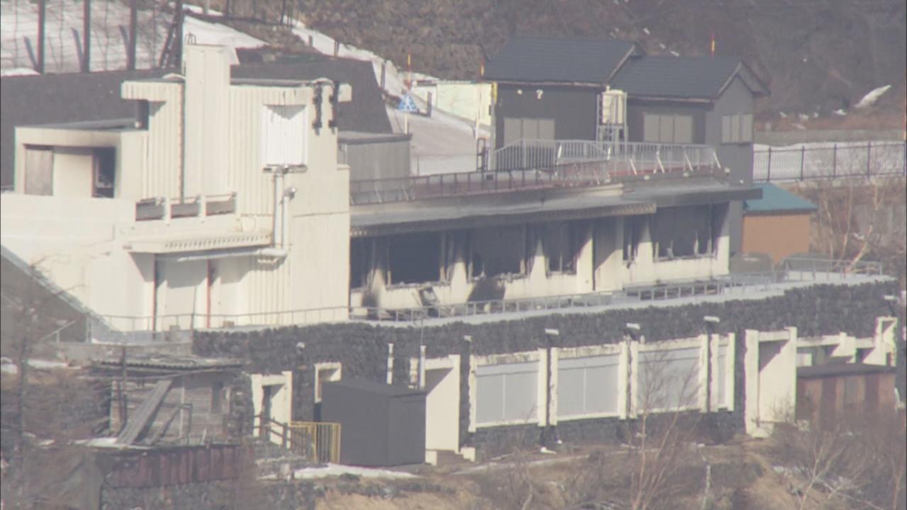 画像: 富士山のレストハウス２階が全焼　放火容疑で男を逮捕　静岡・富士宮市