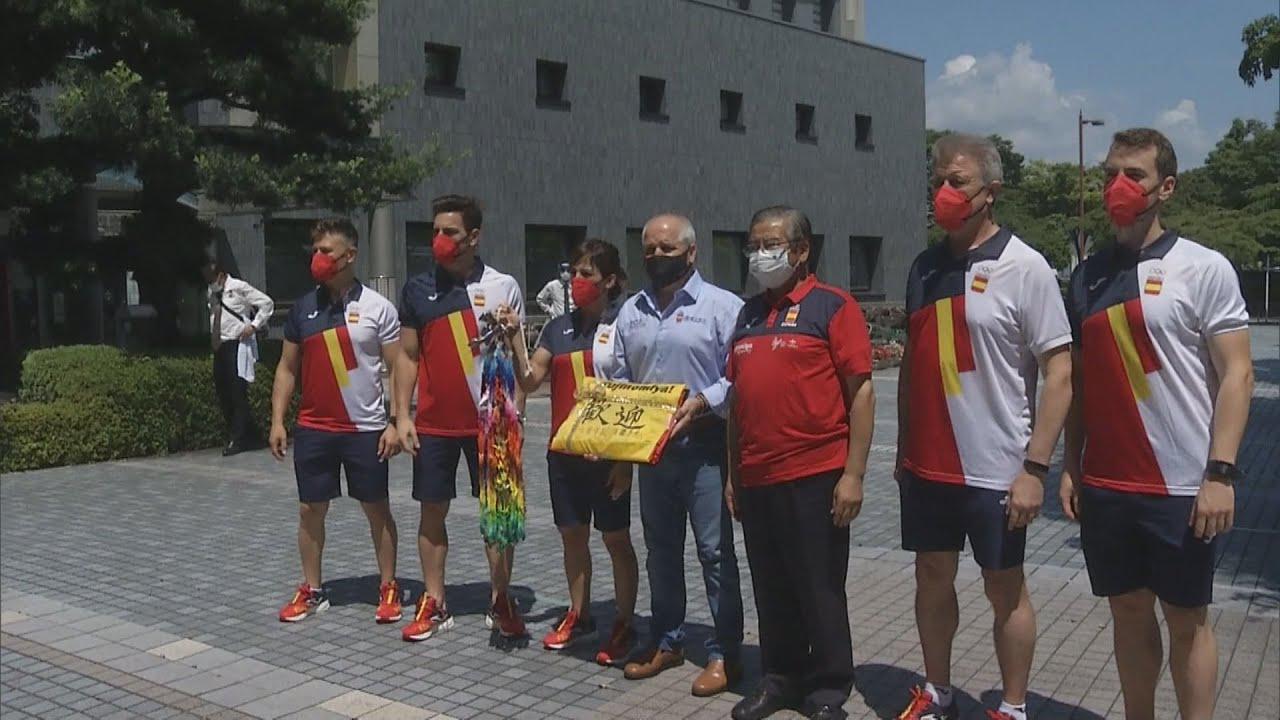 画像: いよいよ五輪へ　空手スペイン代表選手出陣式　静岡・富士宮市 youtu.be