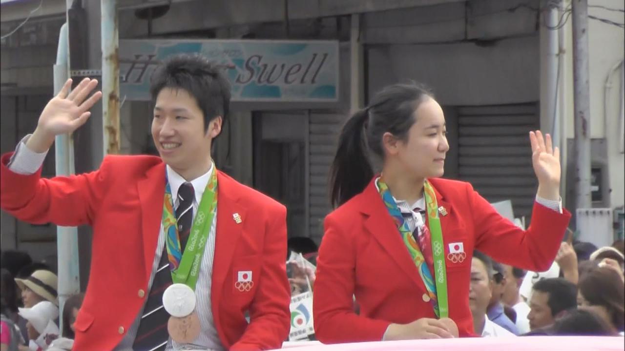 画像: 水谷隼選手と伊藤美誠選手