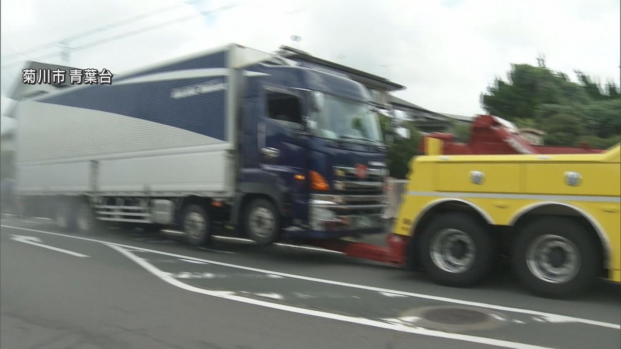 画像: 60代男性が大型トラックにはねられ一時重体　運転手を現行犯逮捕　静岡・菊川市