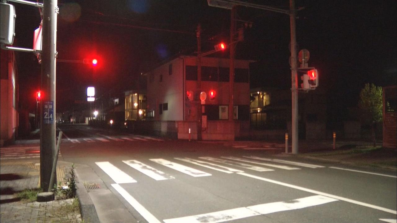 画像: 44歳男性がはねられ死亡　信号機のある交差点を横断中　静岡・磐田市