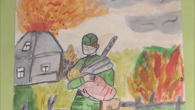 画像: 「おじいちゃんは教えてくれた…」　ウクライナとロシアの子どもたちが軍事侵攻前に描いたもの　静岡県立大で展示会 youtu.be