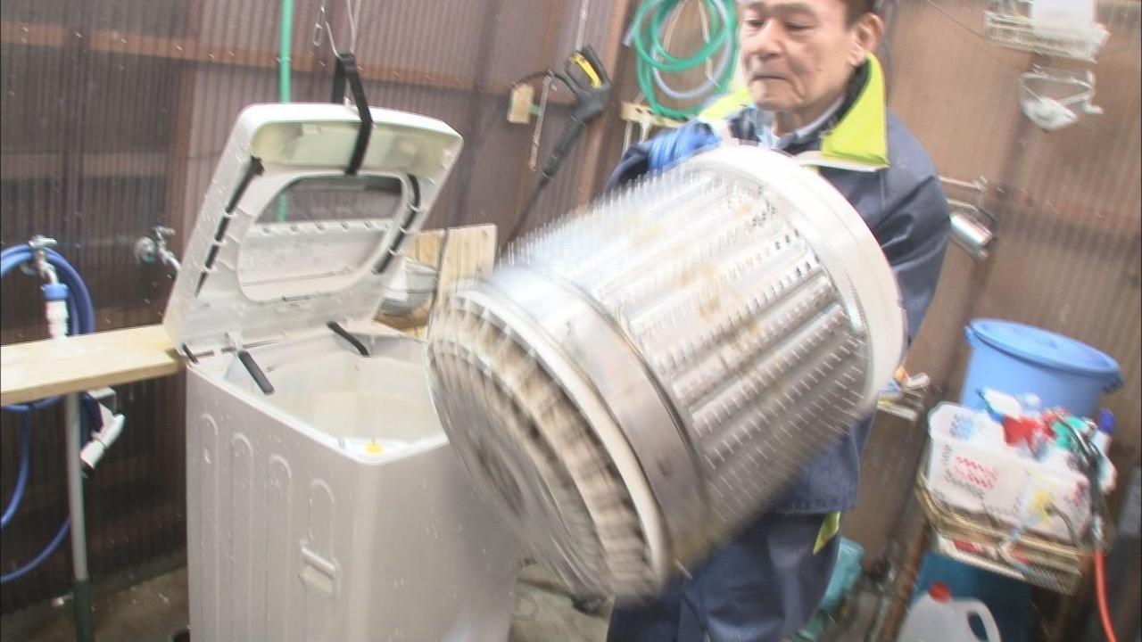 画像2: 洗濯機、冷蔵庫を分解洗浄