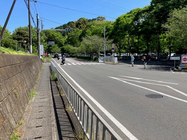 12分で動物園で到着