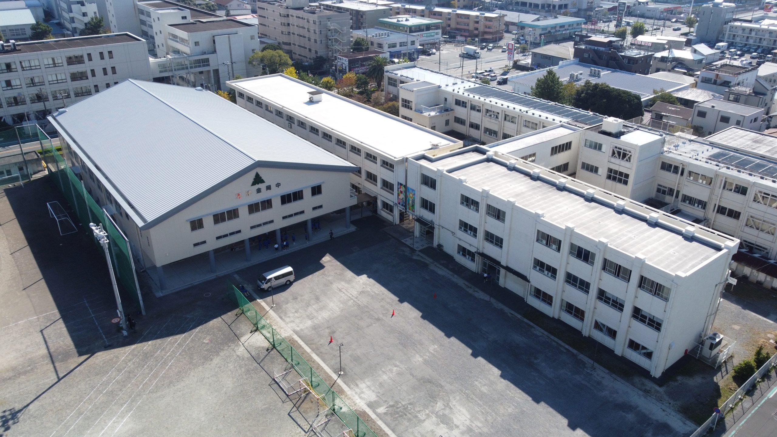 金岡中学校(提供:沼津市)
