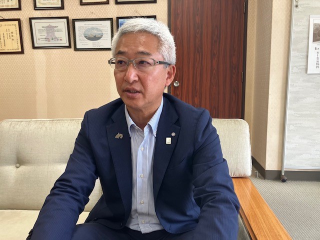 松崎町　深澤準弥町長
