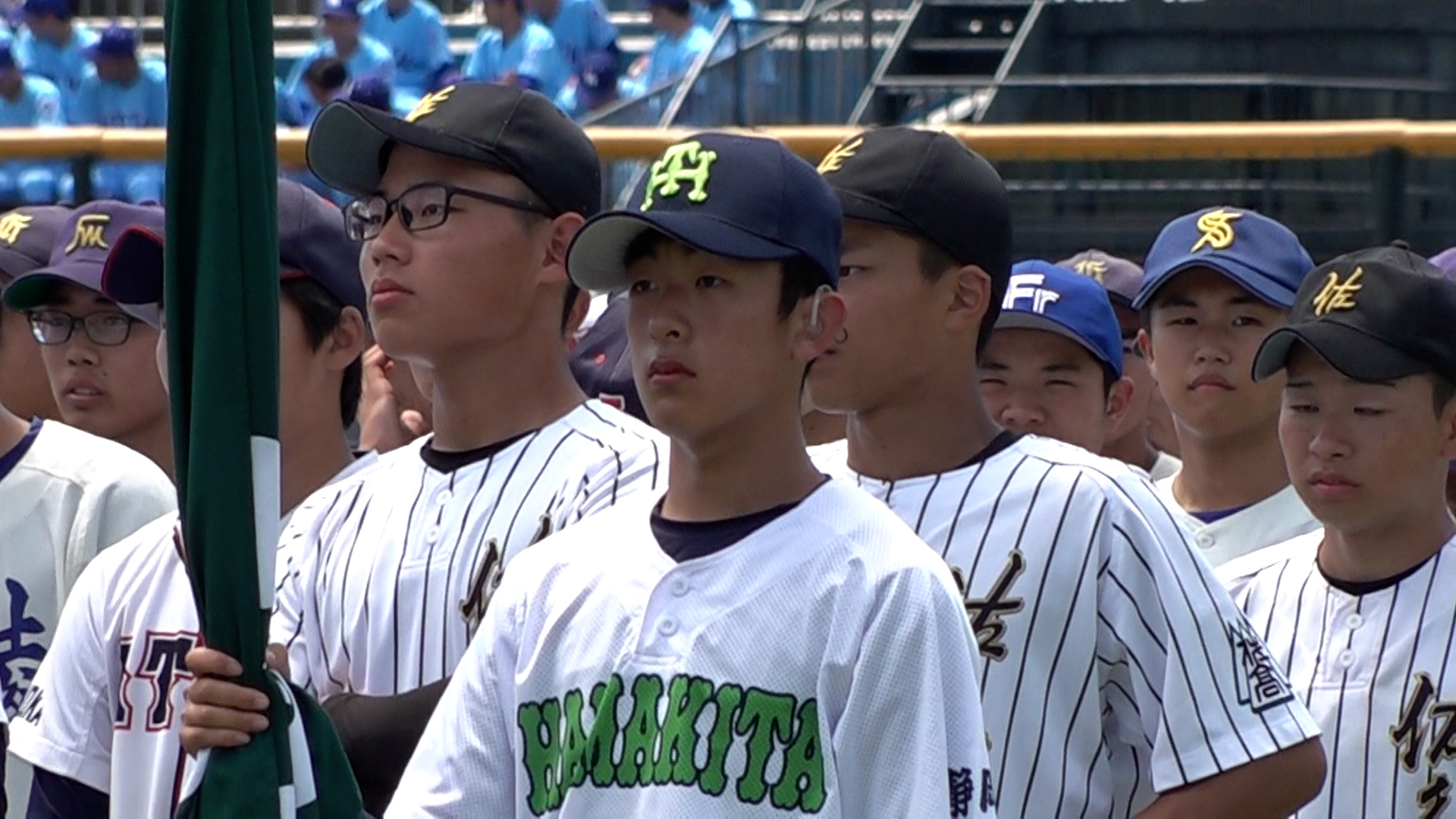 浜北特別支援・池田選手（中央）