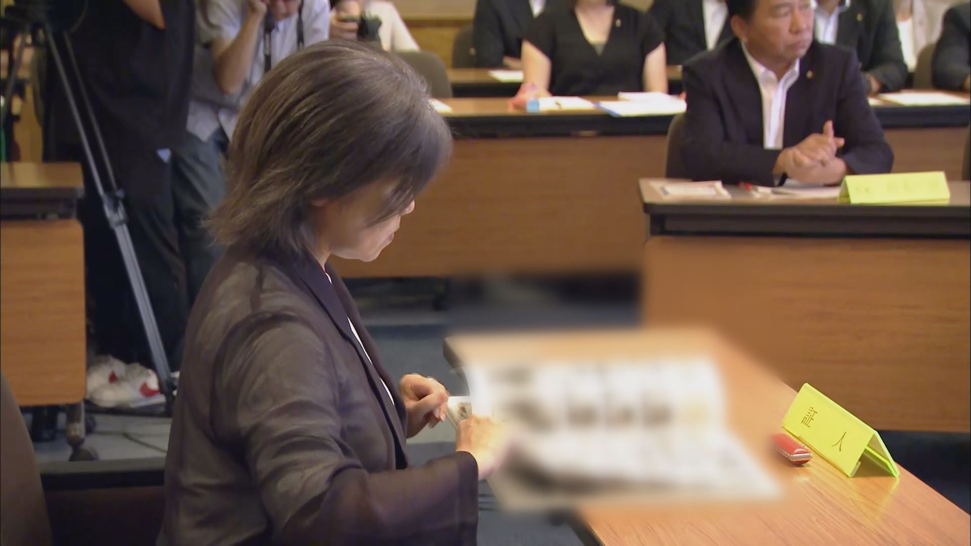 田久保市長と委員かみ合わない質問と答弁　しびれを切らしたか「イエスかノーか」の問いも実らず　静岡・伊東市議会百条委