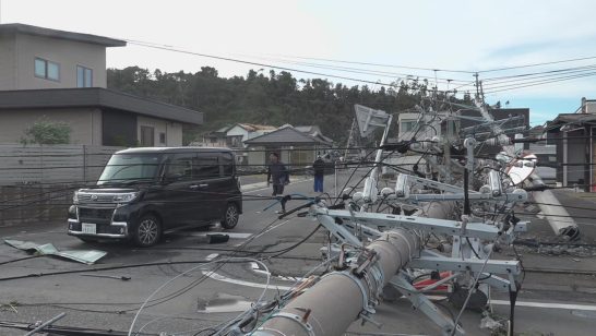 台風15号で倒れた電柱