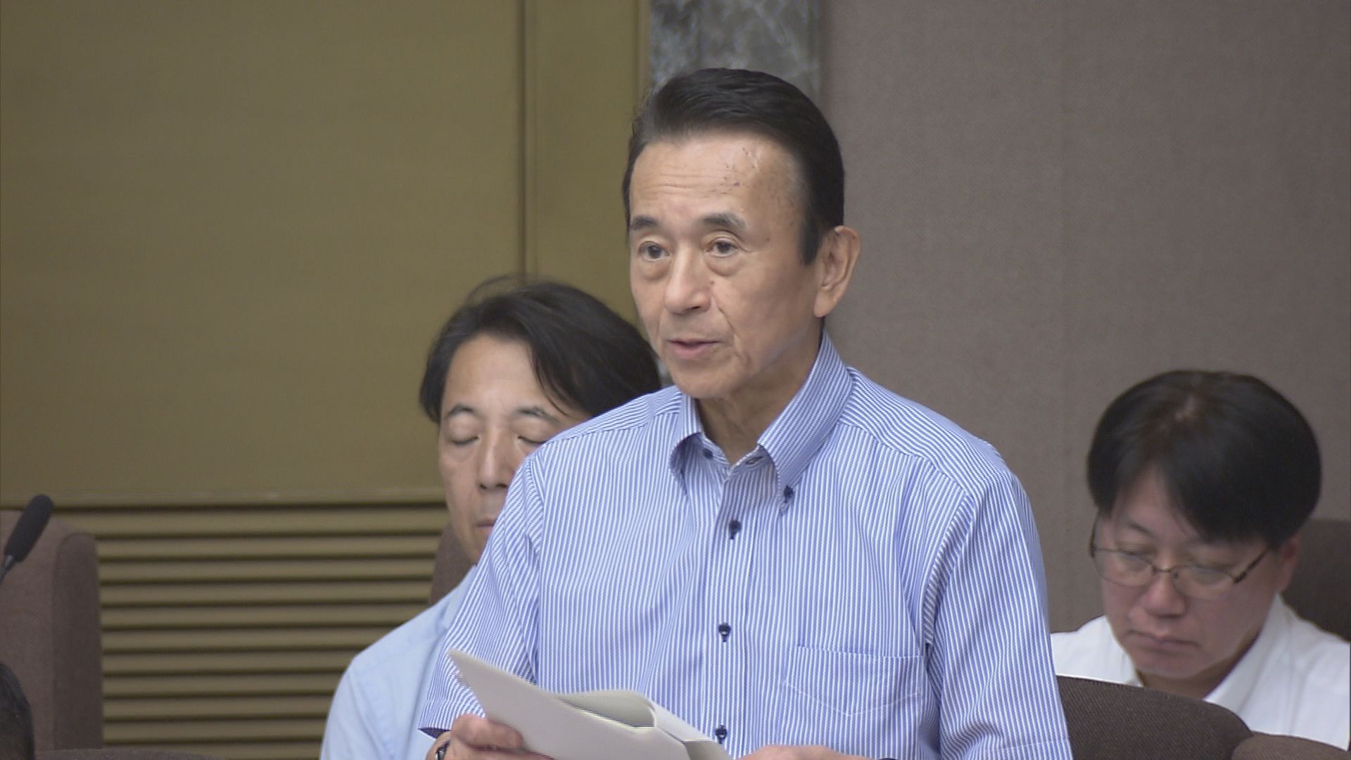 答弁する鈴木康友知事 9月19日