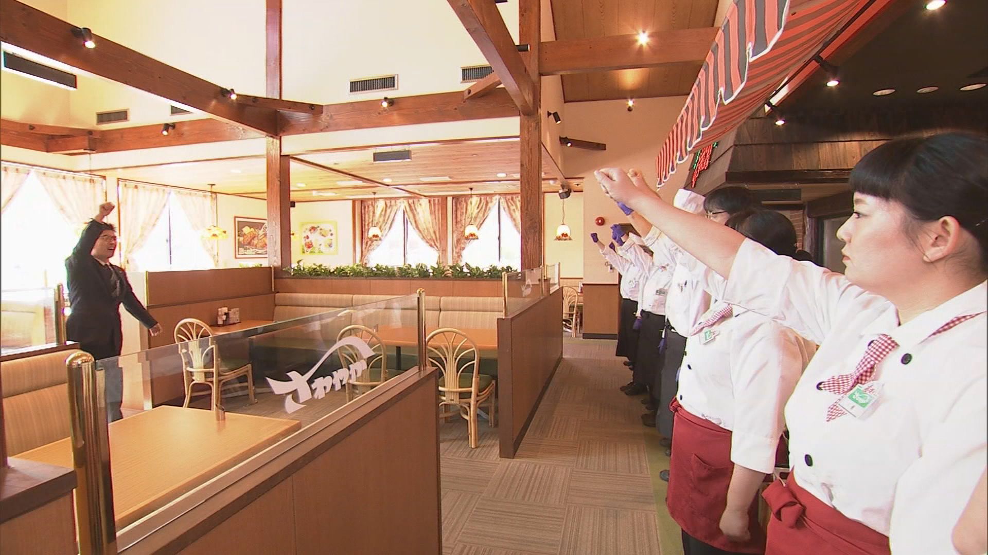 朝礼でエイエイオー