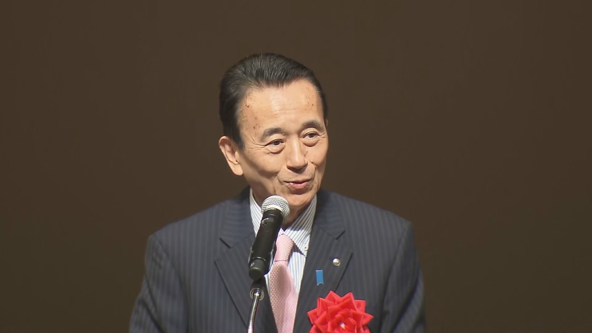 静岡県　鈴木康友知事