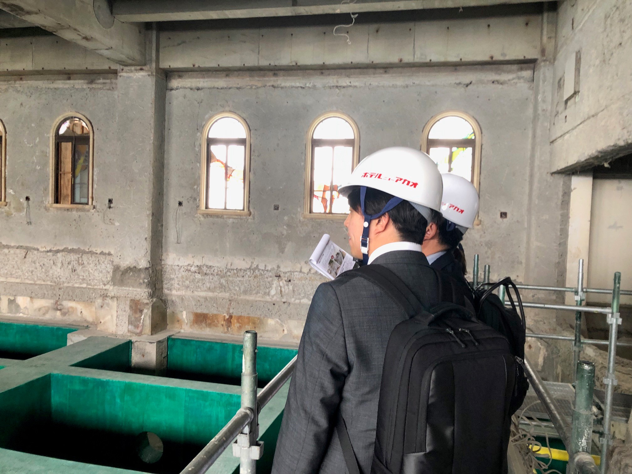 通常は立ち入り禁止のエリアを見学