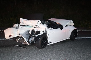 男性が運転していた普通乗用車