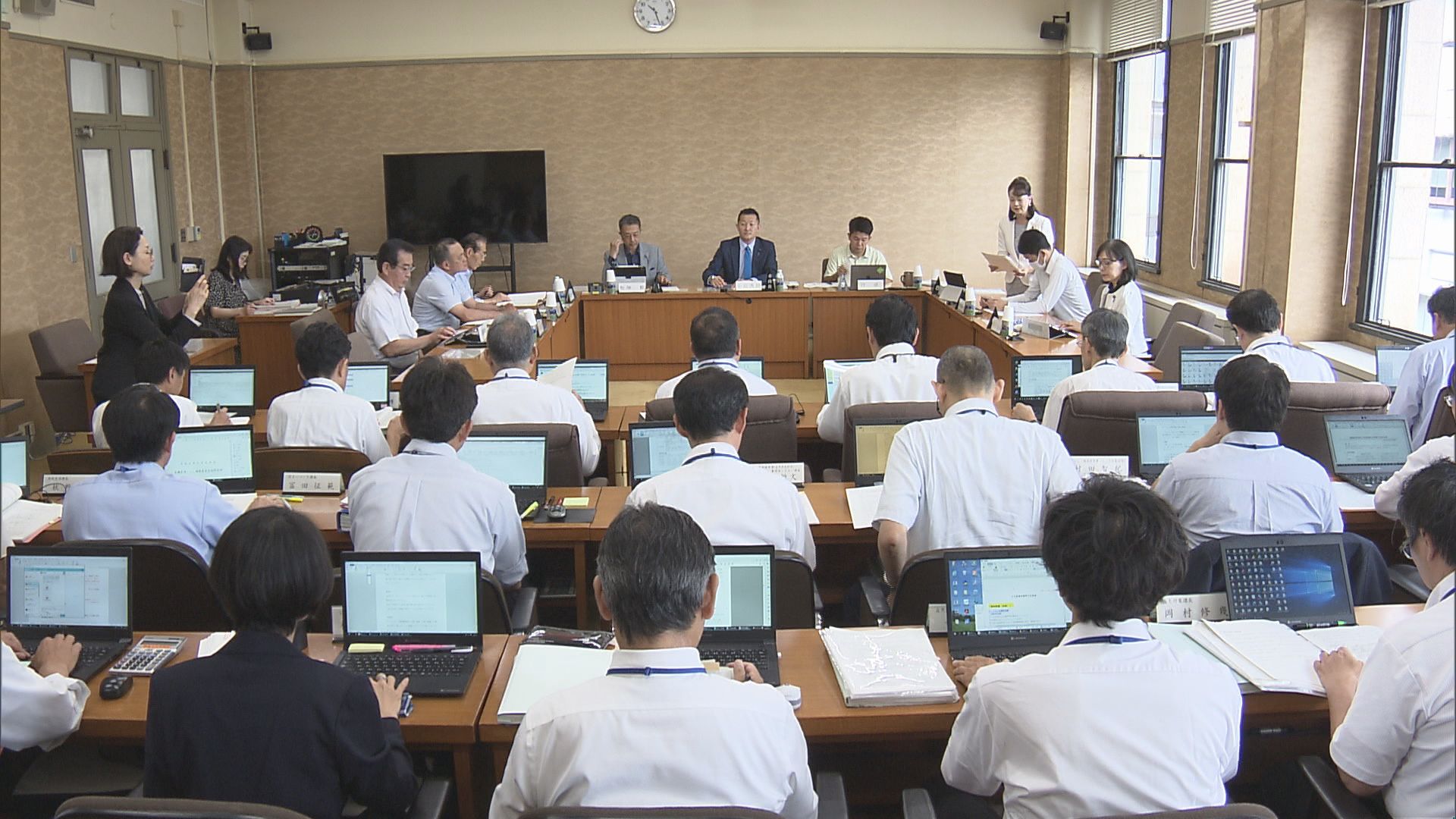 リニア着工判断直前　県の委員会で議論　「自然環境保全協定」に罰則・命令規定なし　静岡県議会
