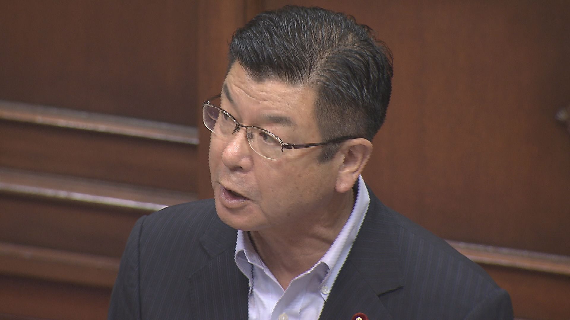自民党静岡市議団　尾崎行雄幹事長