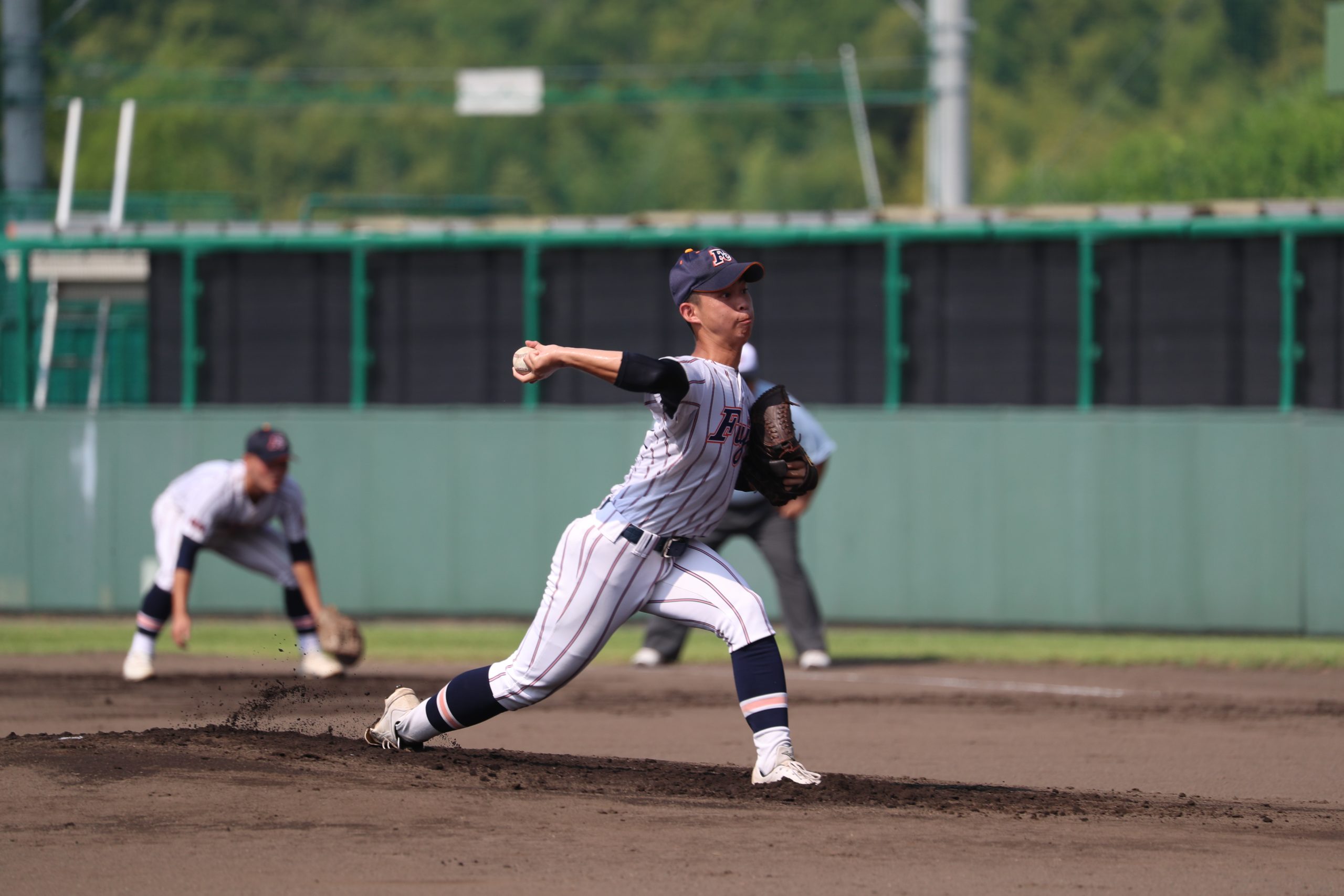 初戦から一人で投げ抜いた臼井遥都（富士市立）