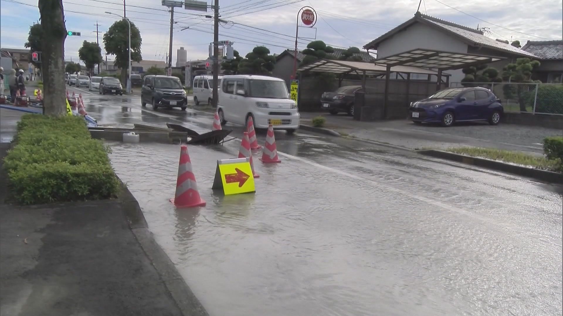 水道管が破損し漏水…周辺に2か所の給水拠点設置　浜松市