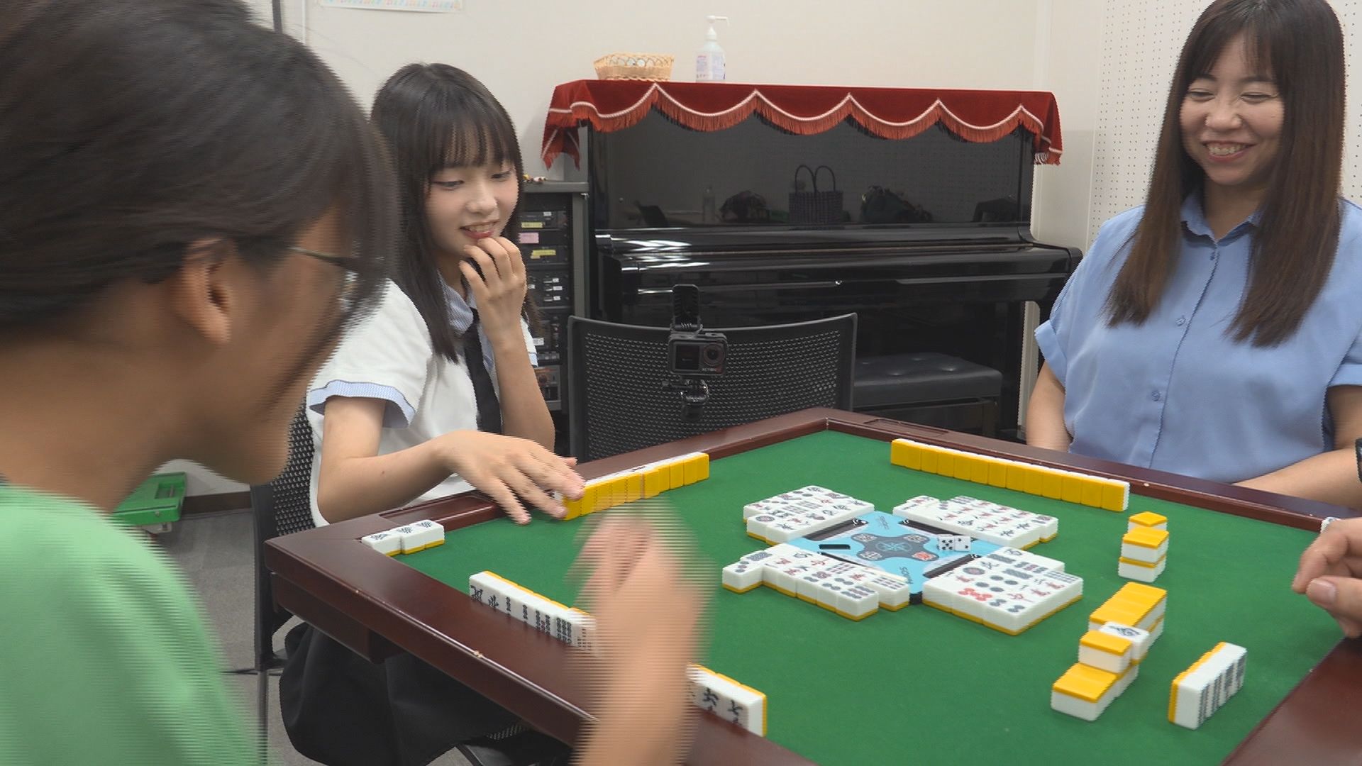 小学生が「ポン」「チー」　定年後の新入生はそろばん教室へ　激変してた“習い事の常識”